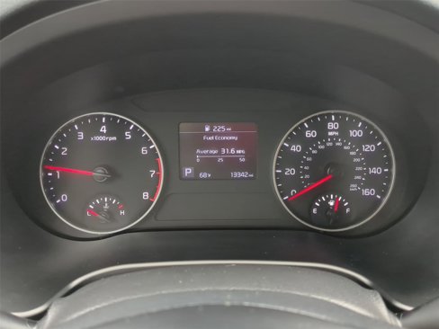 Used 2023 Kia Seltos LX image 23