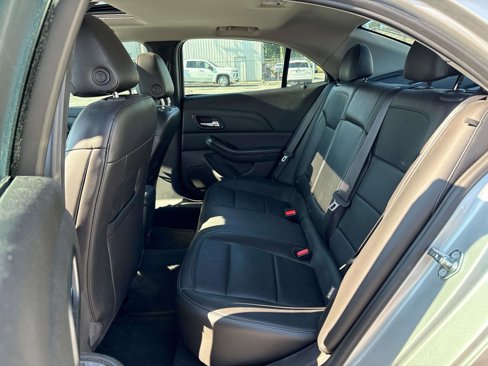 Used 2015 Chevrolet Malibu LTZ image 9