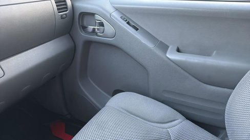 Used 2020 Nissan Frontier SV w/ Midnight Edition Floor Mats image 24