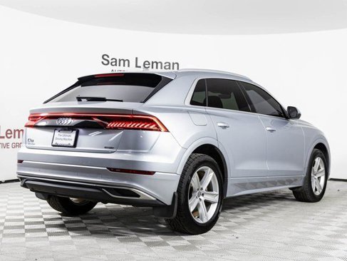 Used 2019 Audi Q8 Premium image 28