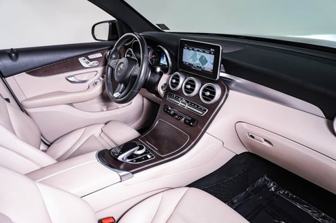 Used 2018 Mercedes-Benz GLC 300 4MATIC image 13
