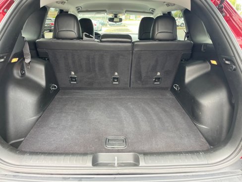 Used 2019 Jeep Cherokee Limited image 23