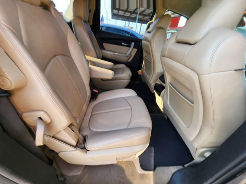 Used 2012 GMC Acadia SLT image 19