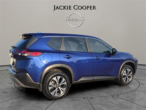 Used 2023 Nissan Rogue SV image 5