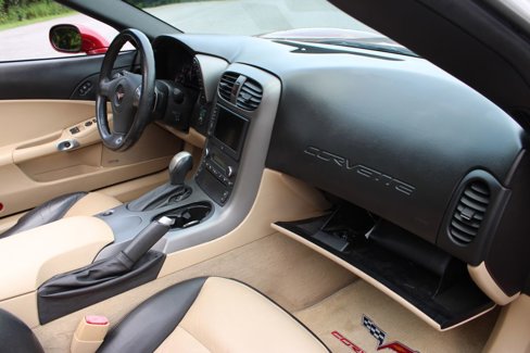 Used 2007 Chevrolet Corvette Convertible w/ Preferred Equipment Group image 45