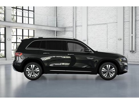 New 2025 Mercedes-Benz GLB 250 image 2