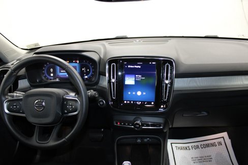 Used 2024 Volvo XC40 B5 Plus w/ Climate Package image 28