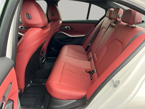 Certified 2025 BMW 330i xDrive Sedan w/ M Sport Package image 25