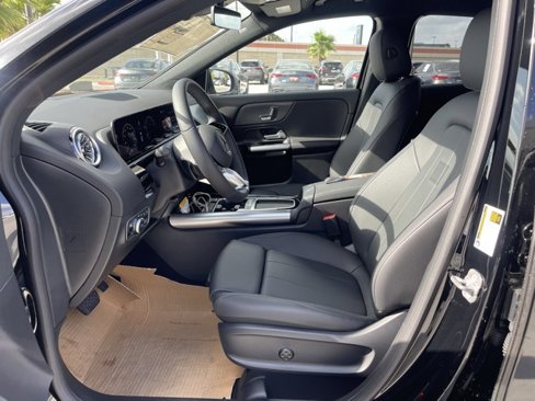 New 2025 Mercedes-Benz GLA 250 image 15