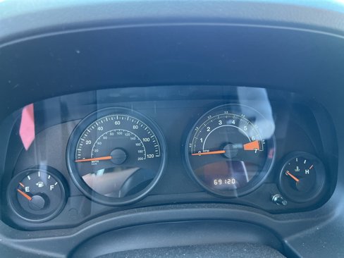 Used 2014 Jeep Patriot Latitude w/ Sun/Sound Group image 6