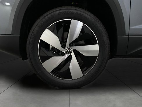 New 2025 Volkswagen Taos S image 11