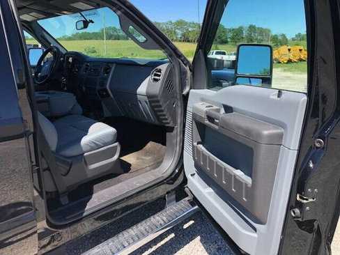 Used 2016 Ford F250 XLT w/ XLT Premium Package image 13