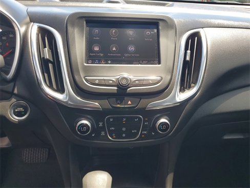 Used 2022 Chevrolet Equinox LT image 23
