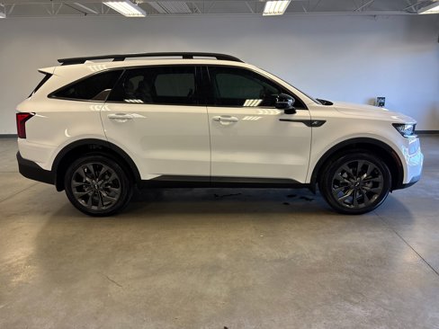 Used 2021 Kia Sorento EX w/ EX AWD X-Line Package image 7