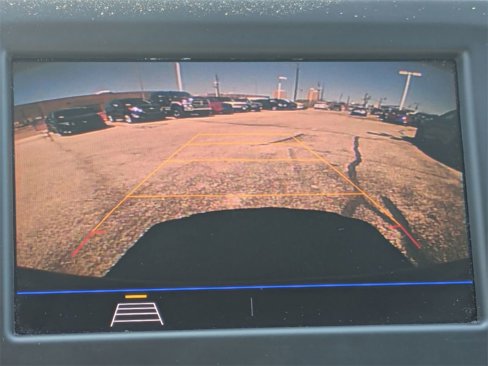 Used 2021 Chevrolet Equinox LT image 16