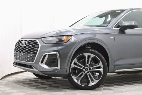 Used 2021 Audi Q5 2.0T Premium Plus w/ Premium Plus Package image 3