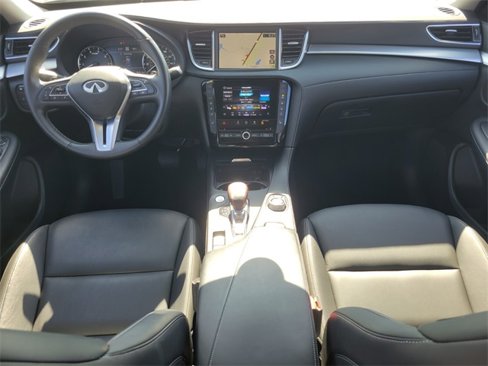 Used 2021 INFINITI QX50 Essential image 8