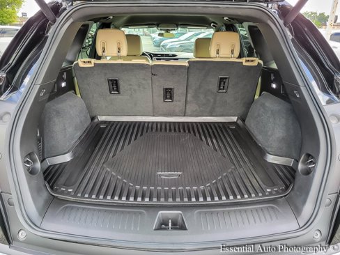 Used 2018 Cadillac XT5 AWD image 26