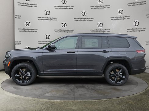 New 2025 Jeep Grand Cherokee L Altitude image 2