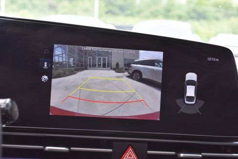 Used 2023 Hyundai Elantra Limited image 19