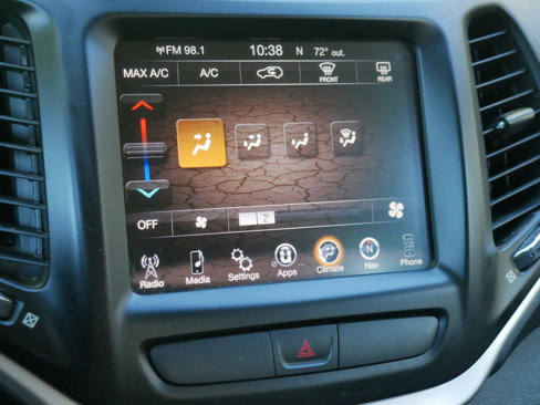 Used 2016 Jeep Cherokee Trailhawk w/ Trailer Tow Group image 10
