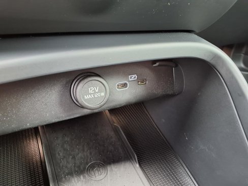 Certified 2024 Volvo C40 P8 Recharge Plus w/ Climate Package image 24