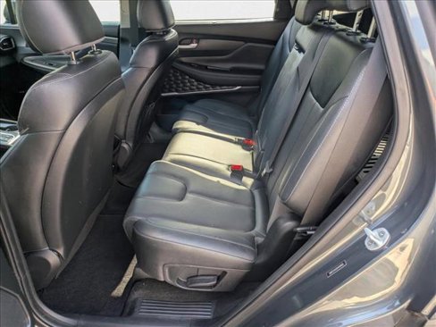Used 2019 Hyundai Santa Fe Limited image 16