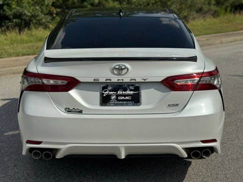 Used 2019 Toyota Camry XSE image 13