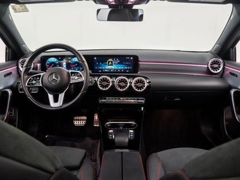 Certified 2022 Mercedes-Benz A 220 4MATIC image 9
