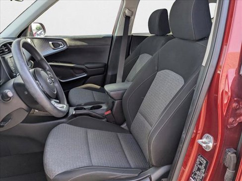 Used 2020 Kia Soul S image 13