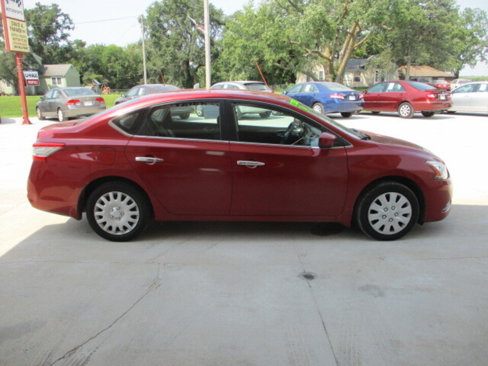 Used 2014 Nissan Sentra SV image 2
