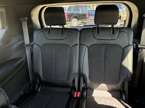 New 2024 Jeep Grand Cherokee L Altitude image 18