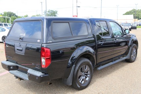 Used 2020 Nissan Frontier SV w/ Midnight Edition Floor Mats image 3