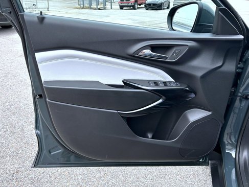 New 2026 Chevrolet Trax LT w/ Driver Confidence Package image 9