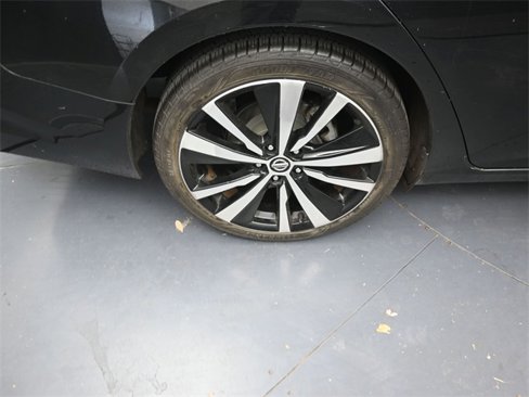 Used 2021 Nissan Altima 2.5 SR image 9