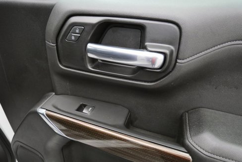 Used 2020 Chevrolet Silverado 1500 LT w/ All-Star Edition image 17