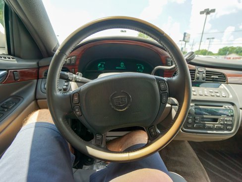 Used 2003 Cadillac De Ville image 19