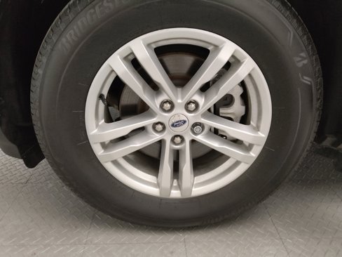Used 2021 Ford Explorer XLT image 31