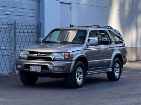 Used 2002 Toyota 4Runner Limited image 1