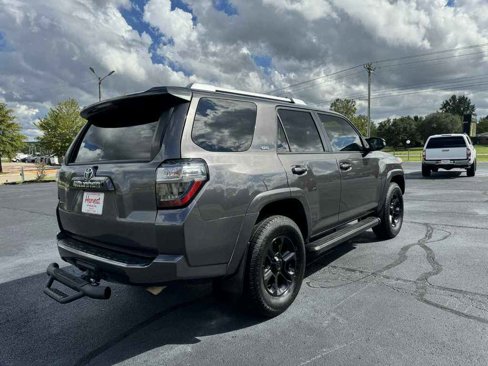 Used 2015 Toyota 4Runner SR5 Premium image 5