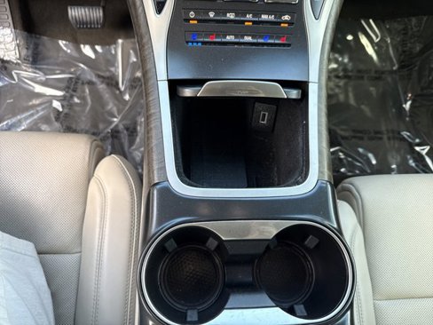 Used 2020 Lincoln Nautilus Reserve w/ Equipment Group 201A image 14