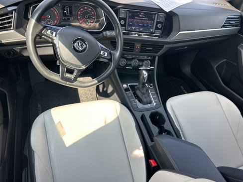 Used 2020 Volkswagen Jetta R-Line w/ R-Line Cold Weather Package image 15