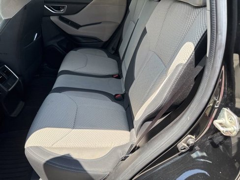 Used 2020 Subaru Forester Premium image 6