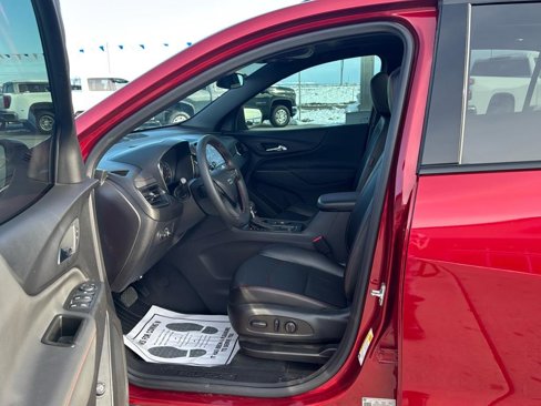 Used 2024 Chevrolet Equinox RS w/ RS Leather Package image 11