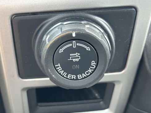 Used 2020 Ford F150 Lariat image 23