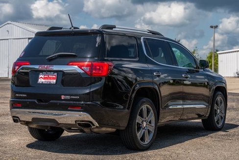 Used 2017 GMC Acadia Denali w/ Technology Package image 8