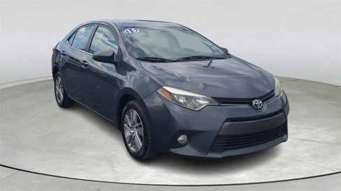 Used 2015 Toyota Corolla LE image 1
