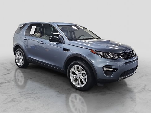 Used 2019 Land Rover Discovery Sport SE image 3