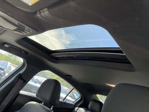 Used 2016 Chevrolet Cruze LT w/ Sun And Sound Package image 19