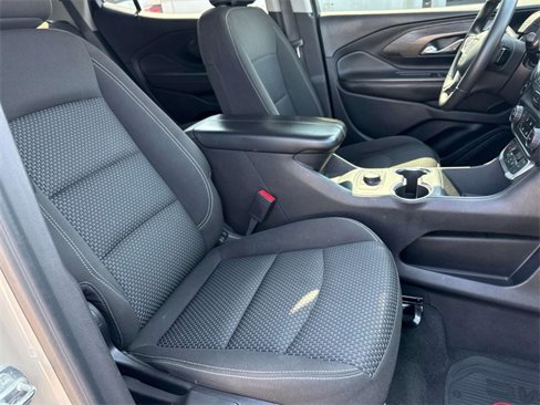 Used 2023 GMC Terrain SLE w/ Elevation Edition image 14